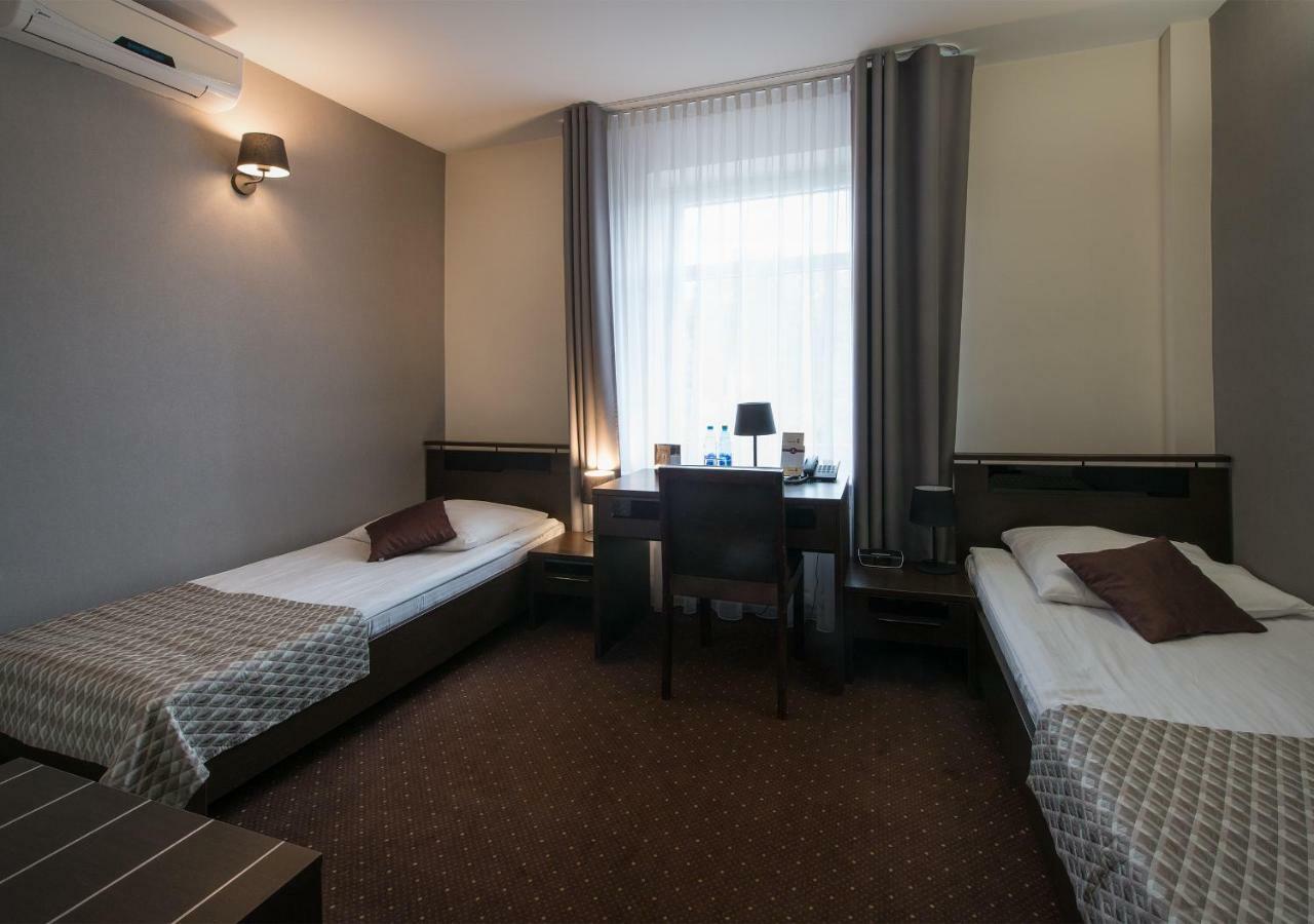 Hotel Capitol Biała Podlaska Exterior foto